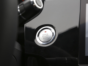 2021Ŀ PLUS 1.5L CVTʹt- п؅^