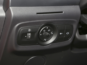 2021Ŀ PLUS 1.5L CVTʹt- п؅^(q)