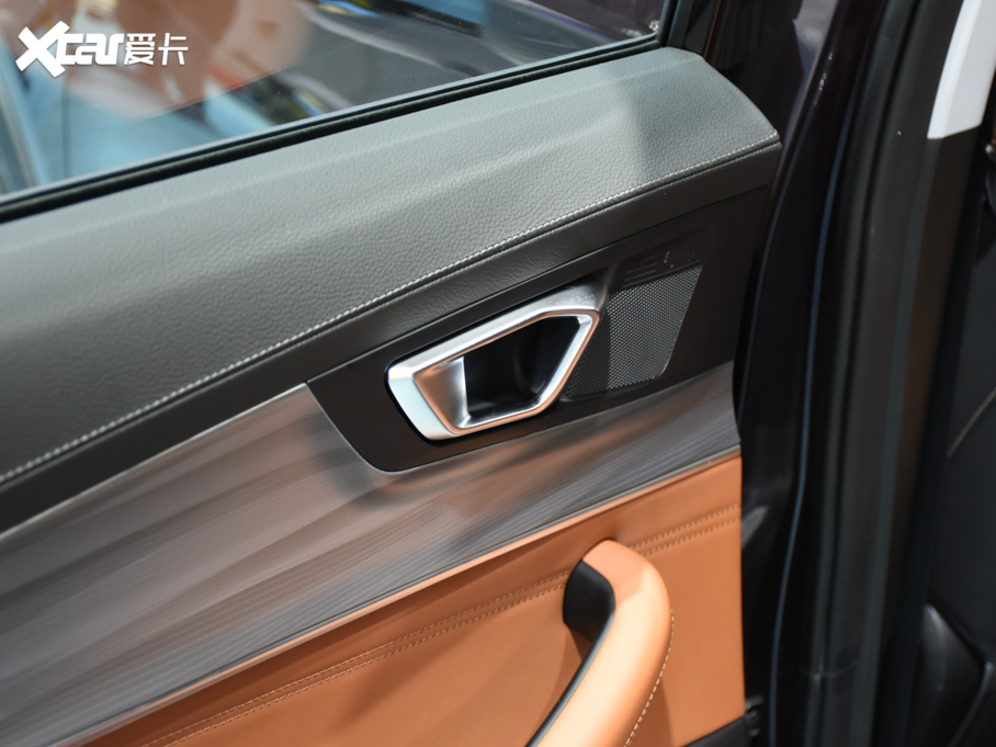 20218 PLUS 290TGDI DCT