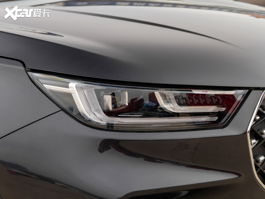 20218 PLUS MHEV 230TCI CVT