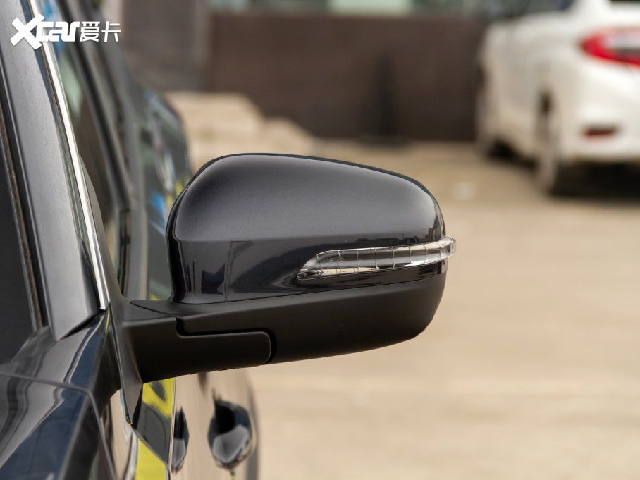 20218 PLUS MHEV 230TCI CVT