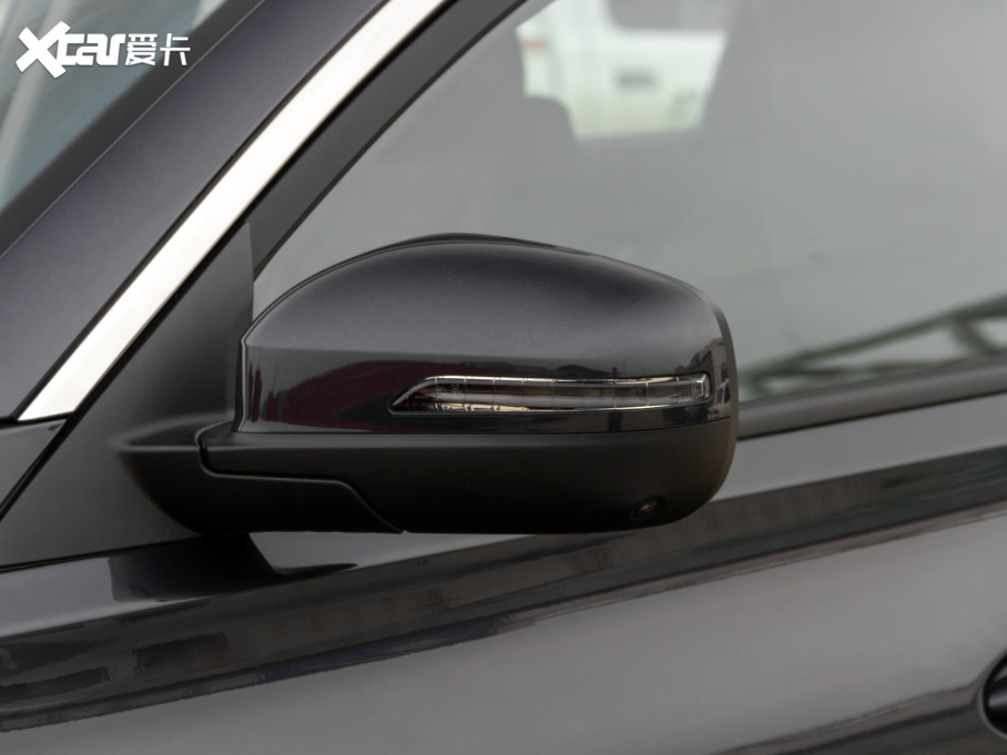 20218 PLUS MHEV 230TCI CVT