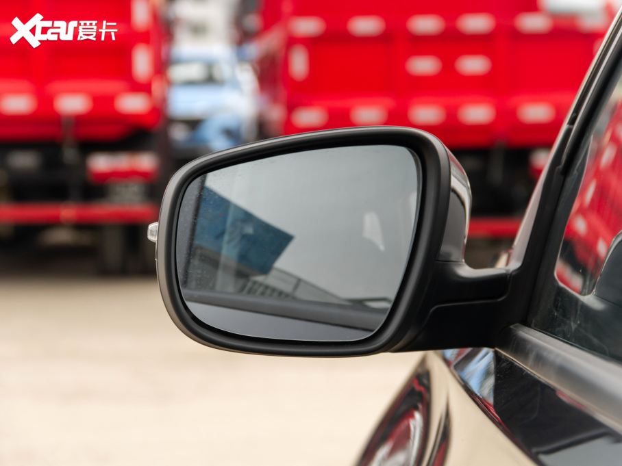 20218 PLUS MHEV 230TCI CVT