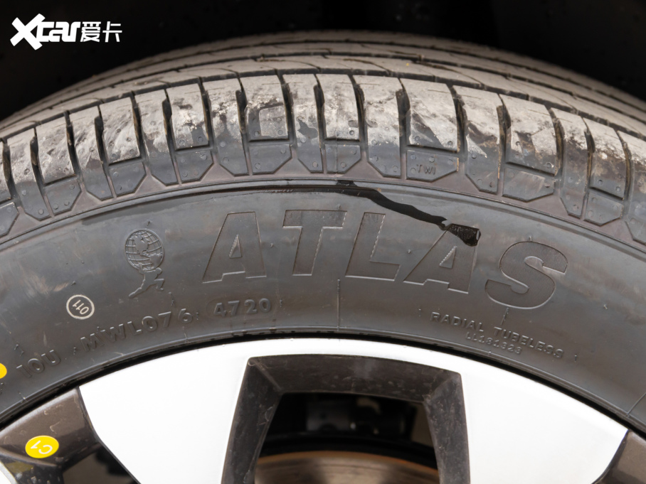 20218 PLUS MHEV 230TCI CVT