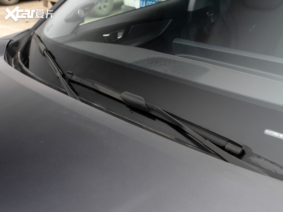 20218 PLUS MHEV 230TCI CVT