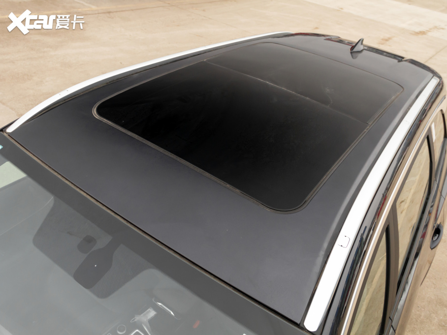 20218 PLUS MHEV 230TCI CVT