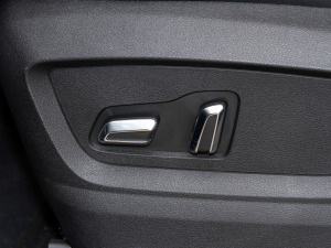 2021MHEV 230TCI CVT {{