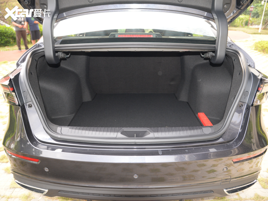 20215 PLUS С 1.5T CVTPLUS