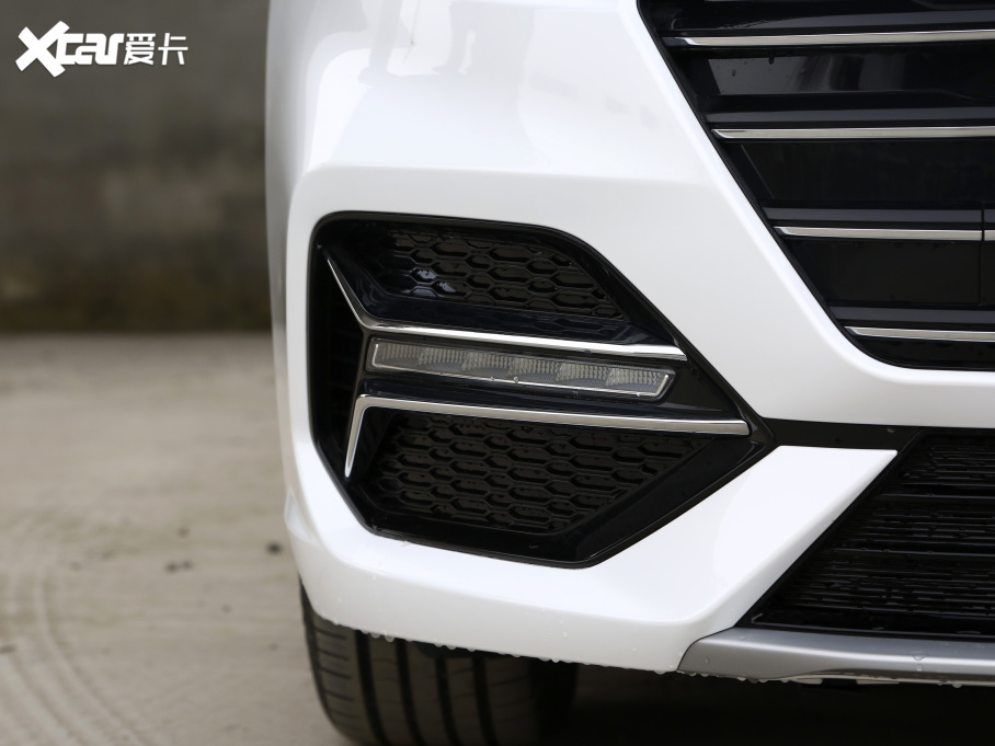 20215 PLUS С 1.5L CVTPLUS