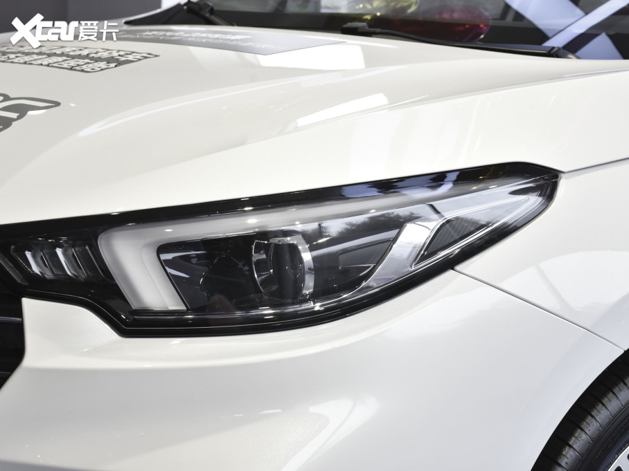 20215 PLUS С 1.5L CVTPLUS