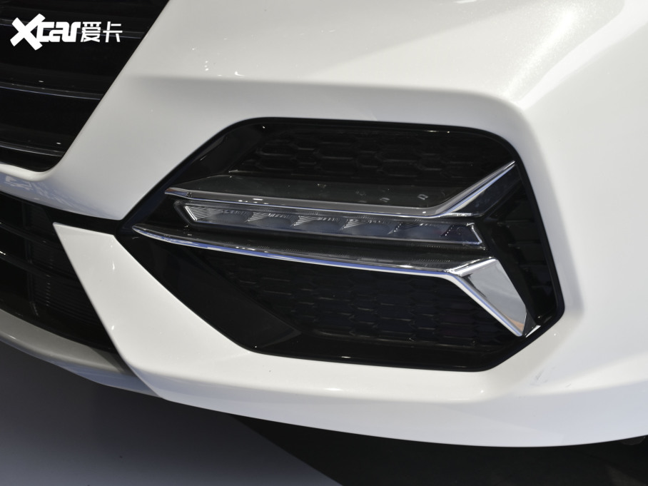 20215 PLUS С 1.5L CVTPLUS