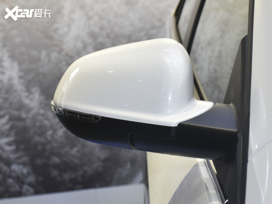 20215 PLUS С 1.5L CVTPLUS