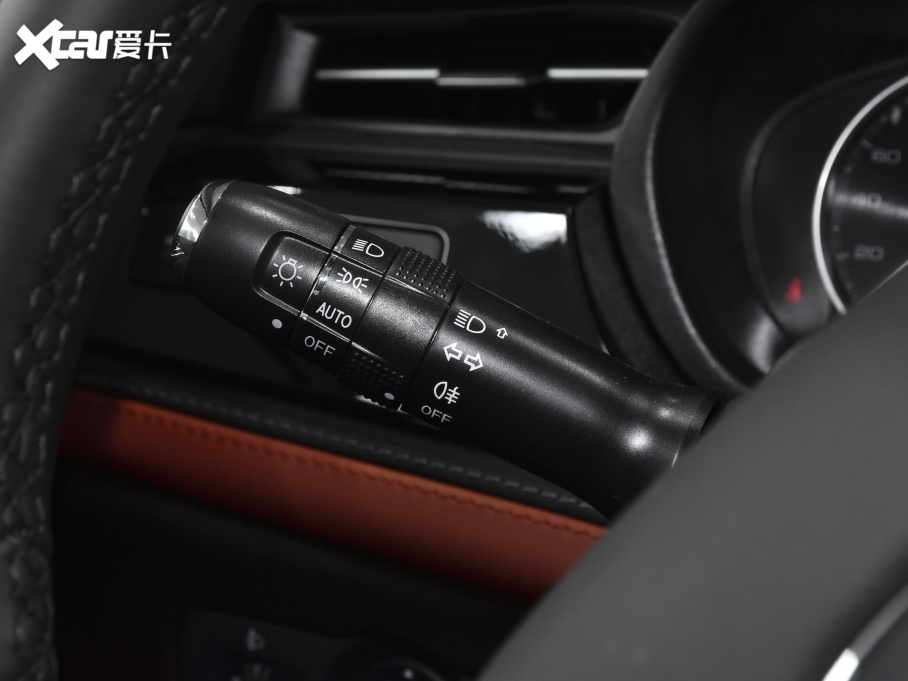 20215 PLUS С 1.5L CVTPLUS