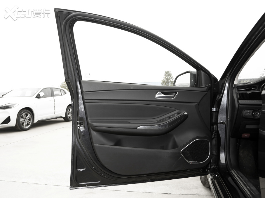 20215 PLUS С 1.5L ք(dng)PLUS