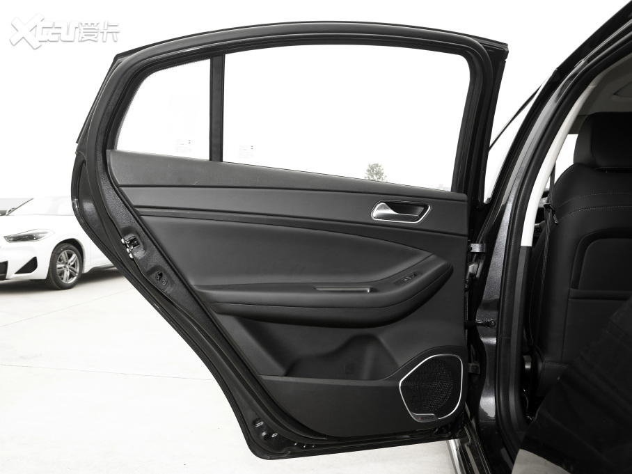 20215 PLUS С 1.5L քPLUS