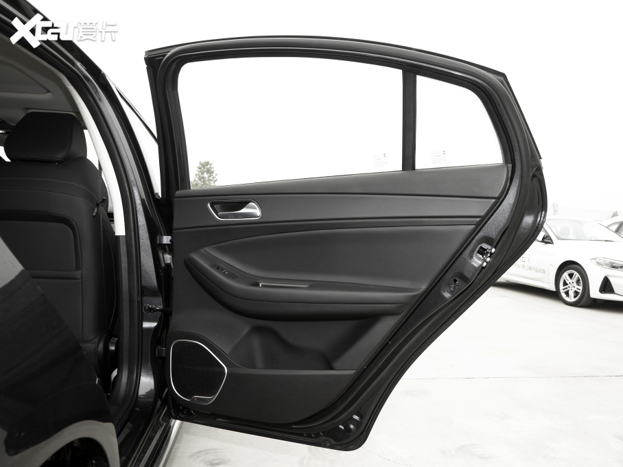 20215 PLUS С 1.5L ք(dng)PLUS