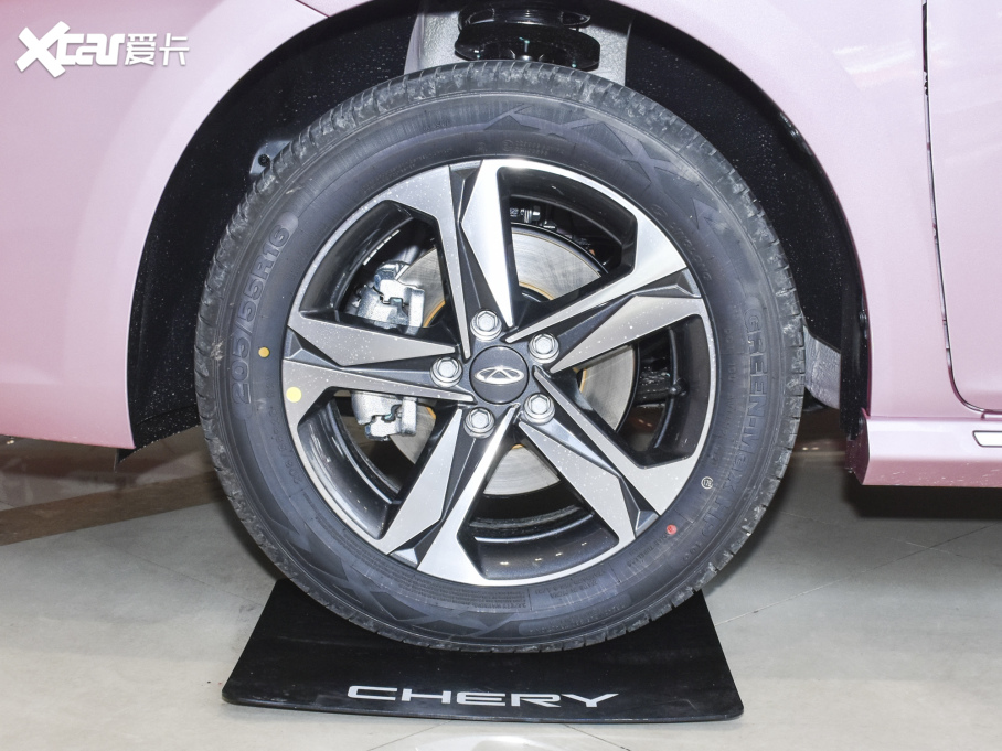 20215 PLUS СAI 1.5T CVT۰