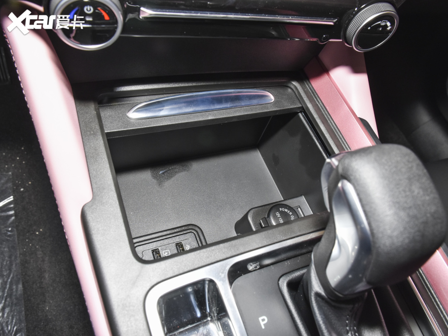 20215 PLUS СAI 1.5T CVT۰