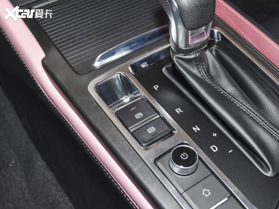 20215 PLUS СAI 1.5T CVT۰