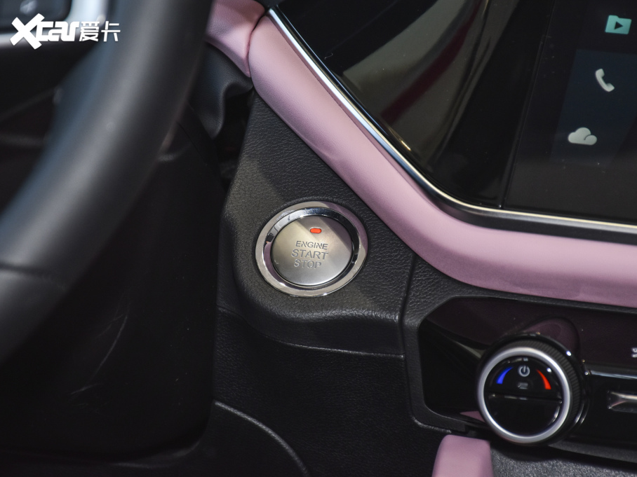 20215 PLUS СAI 1.5T CVT۰