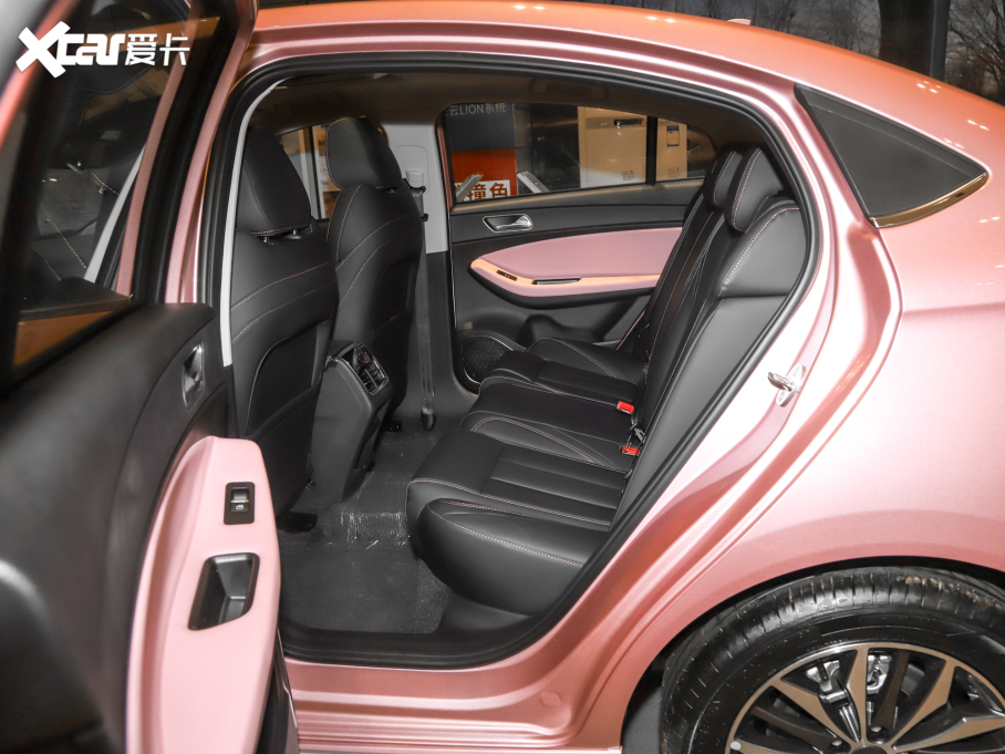 20215 PLUS С 1.5T CVT۰