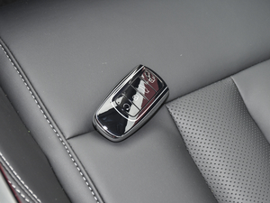 2021С 1.5T CVTPLUS ܇耳