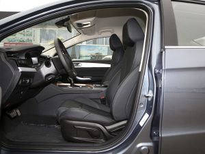 2021СAI 1.5T CVTPLUS ǰſg