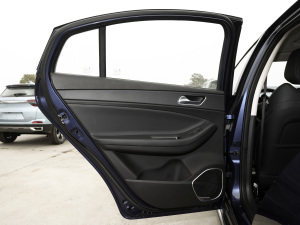 2021СAI 1.5L ֶPLUS 