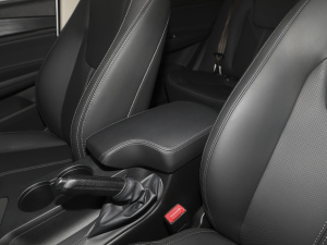 2021款PRO 1.5L 手动青春版 中央扶手箱