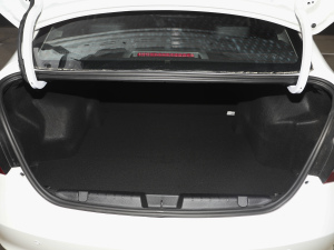 2021款PRO 1.5L 手动青春版 行李厢空间