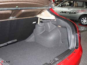 2010款进取版 空间座椅