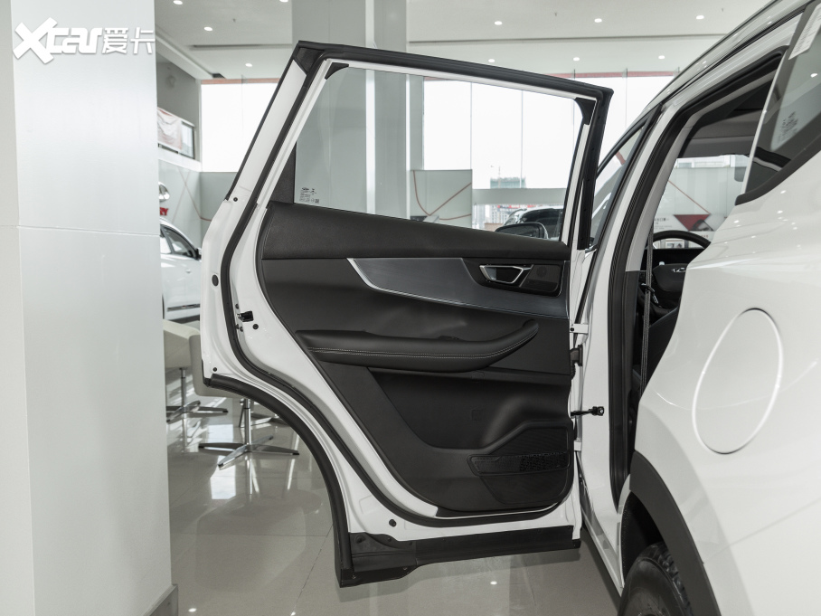 20217 PLUS 1.5T CVTA