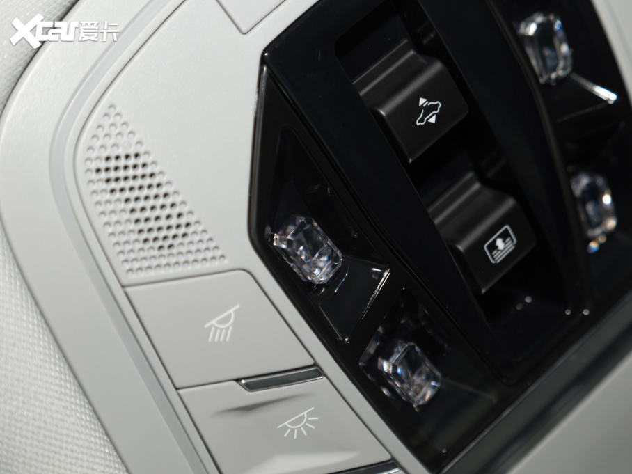 20217 PLUS 1.5T CVTA