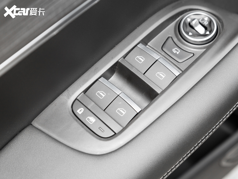 20217 PLUS 1.5T CVTF