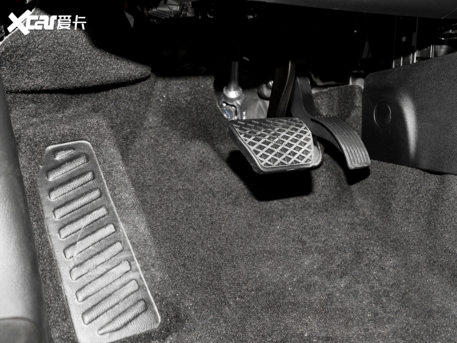 20217 PLUS 1.5T CVTF