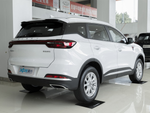 2021款1.5T CVT豪华型 右后45度