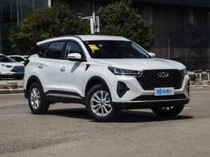 2021款1.5T 手动豪华型 右前45度