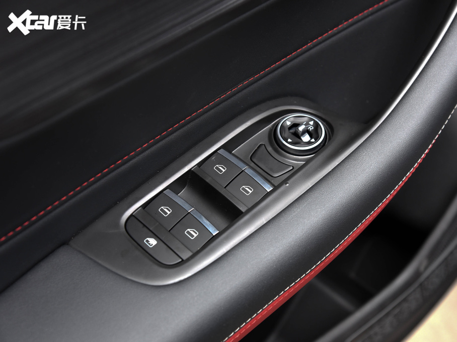 2021����5x ����Ӣ�۰� 1.5L CVT���A��