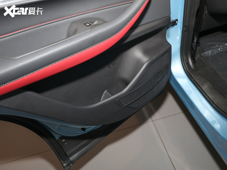 20215x Ӣ۰ 1.5L քӺA