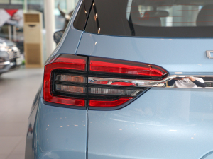 2021Ӣ۰ 1.5L քӺA ^