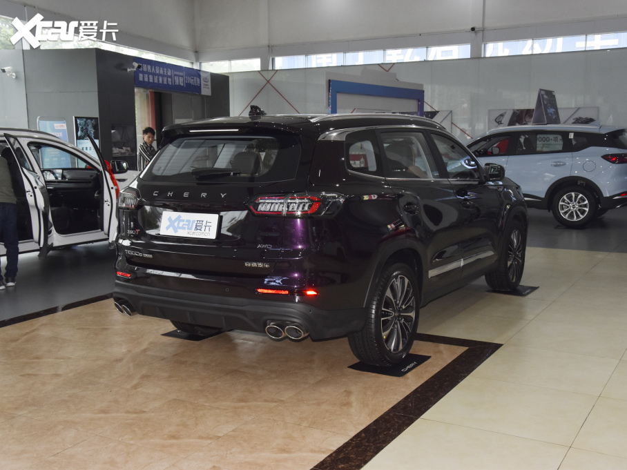 20228 PLUS Hi 390TGDI DCT(q)