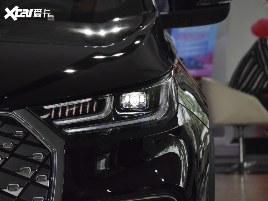 20228 PLUS Hi 390TGDI DCT