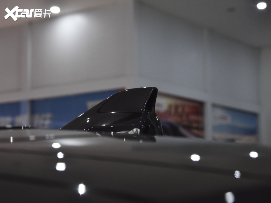 20228 PLUS Hi 390TGDI DCT(q)