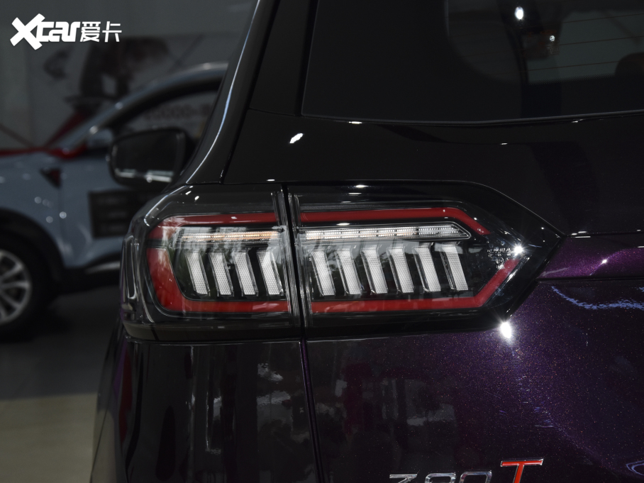 20228 PLUS Hi 390TGDI DCT(q)