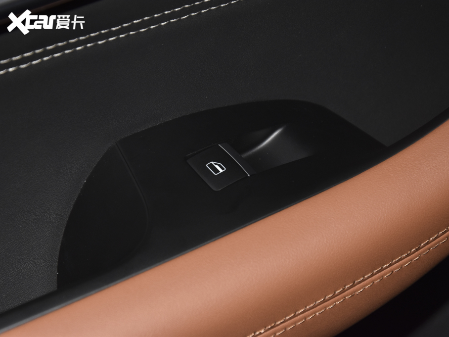 20228 PLUS Hi 390TGDI DCT