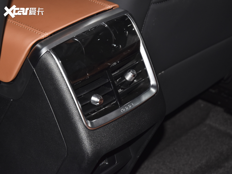 20228 PLUS Hi 390TGDI DCT