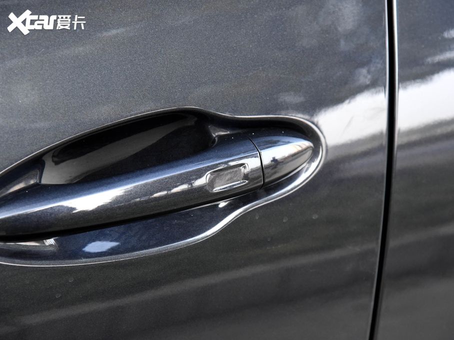 20228 PLUS Hi 390TGDI DCT