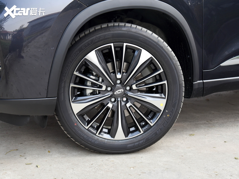 20228 PLUS Hi 390TGDI DCT