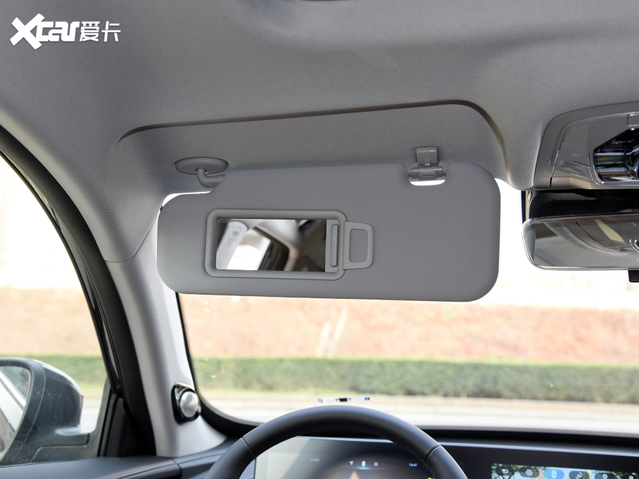 20228 PLUS Hi 390TGDI DCT