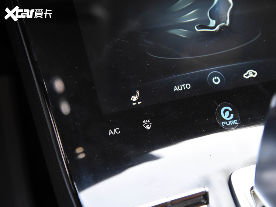 20228 PLUS Hi 390TGDI DCT